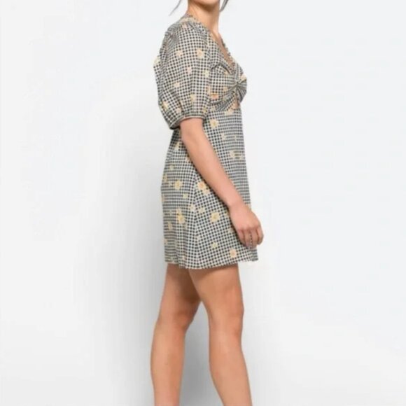 NEW En Saison Covert Mini Dress Gingham Yellow Flowers Puff Sleeve Cut Out M NWT - Picture 5 of 15